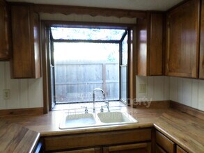 1149 Progress Dr in Medford, OR - Building Photo - Building Photo