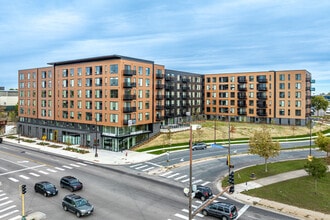 Peregrine in Minneapolis, MN - Building Photo - Building Photo