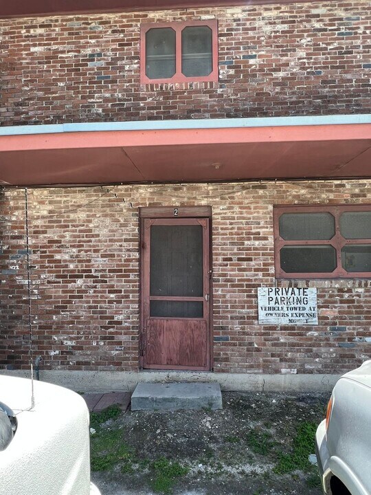 422 Ave A Ave-Unit -Ave A #1 in Robstown, TX - Building Photo
