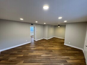 5333 Russell Ave in Los Angeles, CA - Building Photo - Building Photo