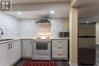 59 Moss Creek Blvd in Markham, ON - Building Photo - Building Photo
