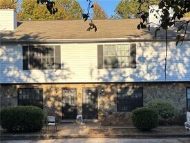 97 Caboose Ct NW in Lawrenceville, GA - Building Photo
