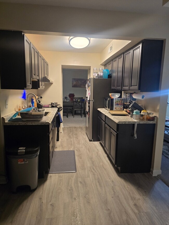 property at 7800 Hanover Pkwy