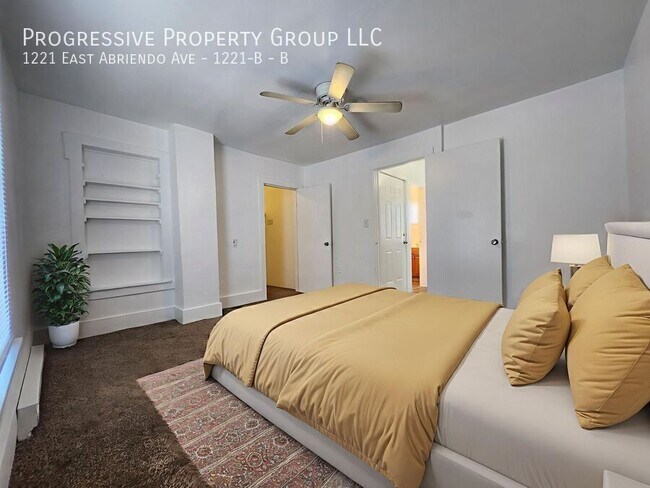 1221 E Abriendo Ave-Unit -B in Pueblo, CO - Foto de edificio - Building Photo