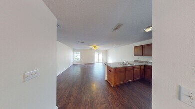 7126 Timmerman Ln in Jacksonville, FL - Building Photo - Building Photo