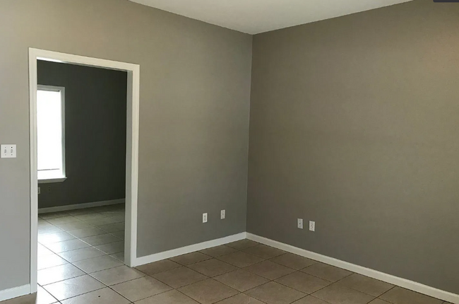5122 Granada St in Lake Park, GA - Building Photo - Building Photo