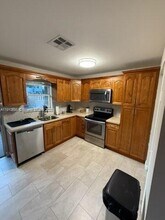 6250 SW 130th Ave in Miami, FL - Building Photo - Building Photo