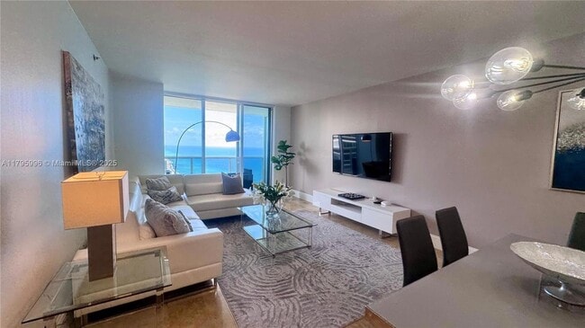 1830 S Ocean Dr, Unit 4411 in Hallandale Beach, FL - Building Photo - Building Photo