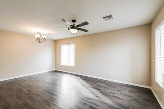 617 Vuelta Buril in Sahuarita, AZ - Building Photo - Building Photo