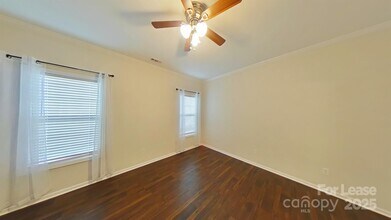 5418 Franklin Springs Cir in Charlotte, NC - Building Photo - Building Photo