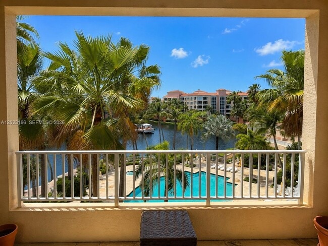 property at 711 Crandon Blvd