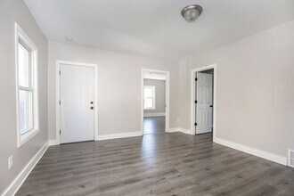 3782 W 38th St in Cleveland, OH - Building Photo - Building Photo