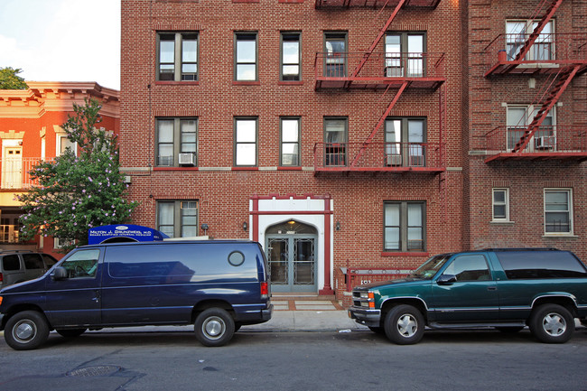 2000 Ocean Ave in Brooklyn, NY - Building Photo - Building Photo