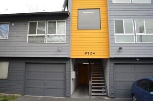 9724 6th Ave NW in Seattle, WA - Building Photo