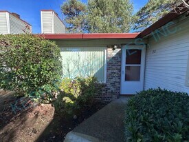 20 SE 134th Pl in Portland, OR - Building Photo