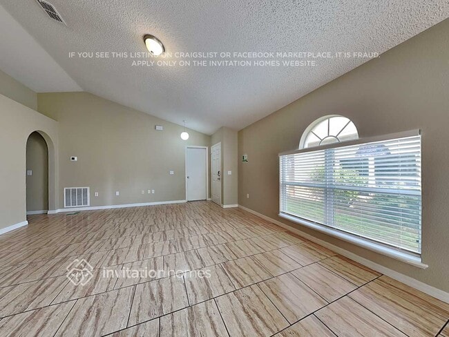 30338 Pongo Way in Wesley Chapel, FL - Foto de edificio - Building Photo