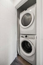 2231-2281 81 St S W in Calgary, AB - Building Photo - Building Photo