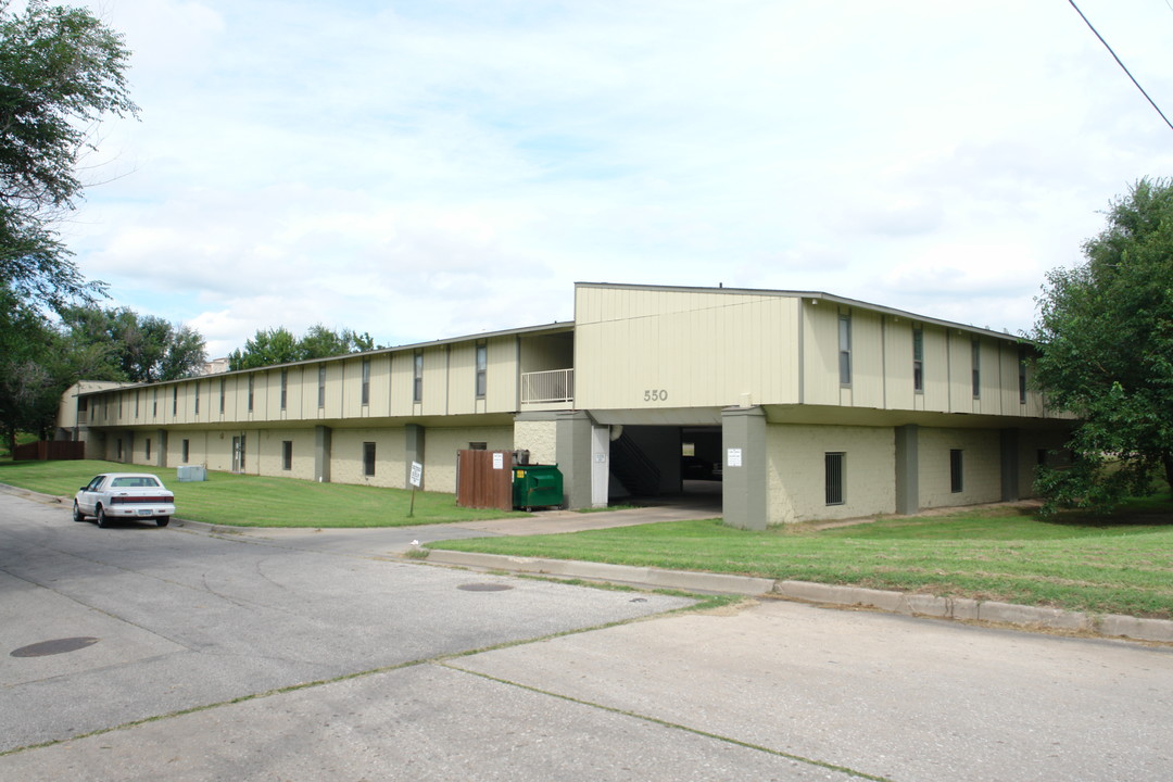 River West Apartments in Wichita, KS - Building Photo