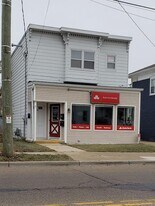 917 E Main St, Unit 917 E. Main Street Upper in Stoughton, WI - Building Photo