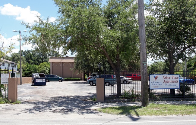 Arbor Place Apartments