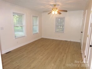 1441 Gold Hill Rd E in Mount Pleasant, NC - Building Photo - Building Photo