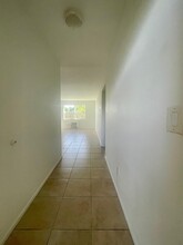 1050 E Sample Rd in Pompano Beach, FL - Building Photo - Building Photo