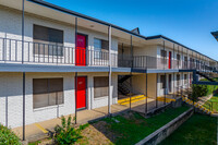 Arabella Apartments in San Antonio, TX - Foto de edificio - Building Photo