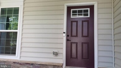 25501 Emerson Oaks Dr in Aldie, VA - Building Photo - Building Photo