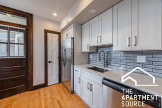 6409 N Talman Ave in Chicago, IL - Foto de edificio - Building Photo