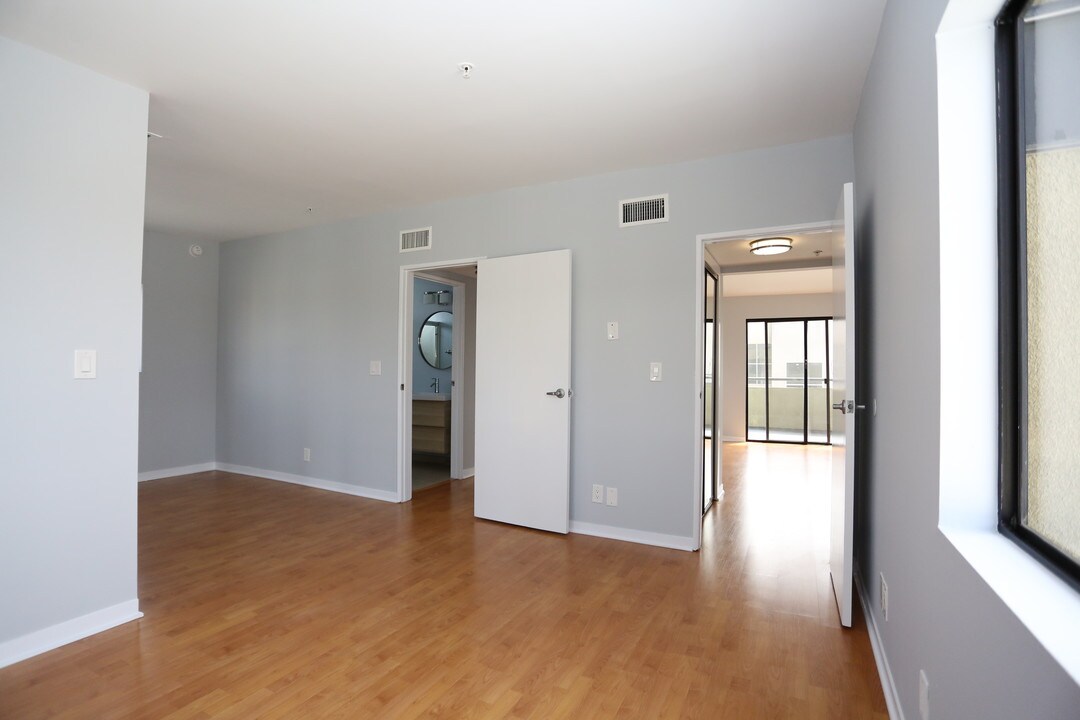 1610 Broadway in Santa Monica, CA - Building Photo