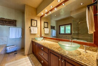 250 Amakihi Way in Lahaina, HI - Building Photo - Building Photo