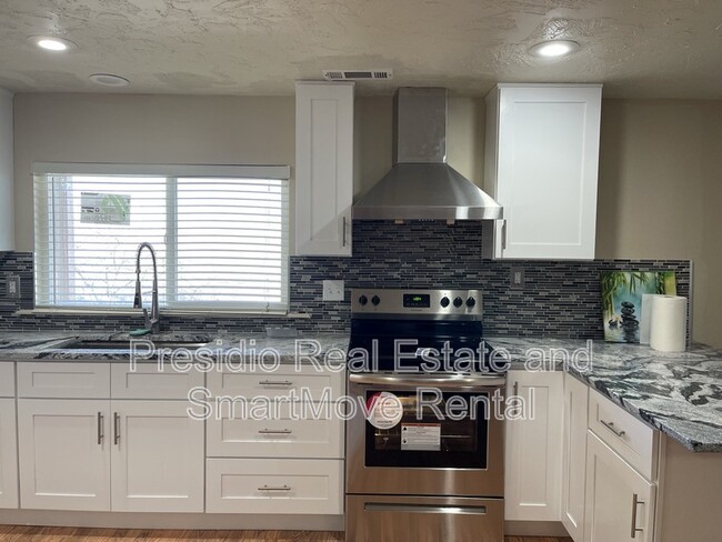3408 Huntington Dr in Bountiful, UT - Building Photo - Building Photo