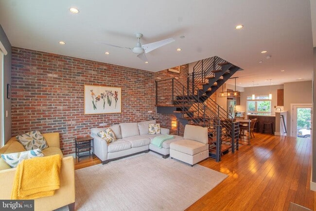 1007 S 17th St in Philadelphia, PA - Building Photo - Building Photo
