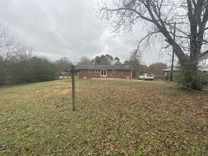 3803 Mastin Lk Rd NW in Huntsville, AL - Building Photo - Building Photo