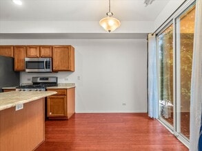 3166 Bromley Ln in Aurora, IL - Building Photo - Building Photo