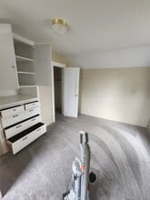 1609 NE Waterfront St in Newberg, OR - Building Photo - Building Photo