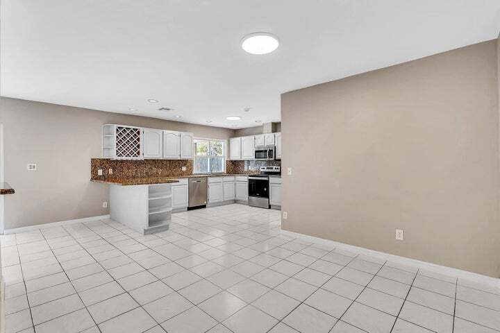 6144 Royal Lytham Dr in Boca Raton, FL - Building Photo