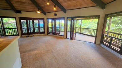 77-6466-6466 Marlin Rd in Kailua Kona, HI - Foto de edificio - Building Photo