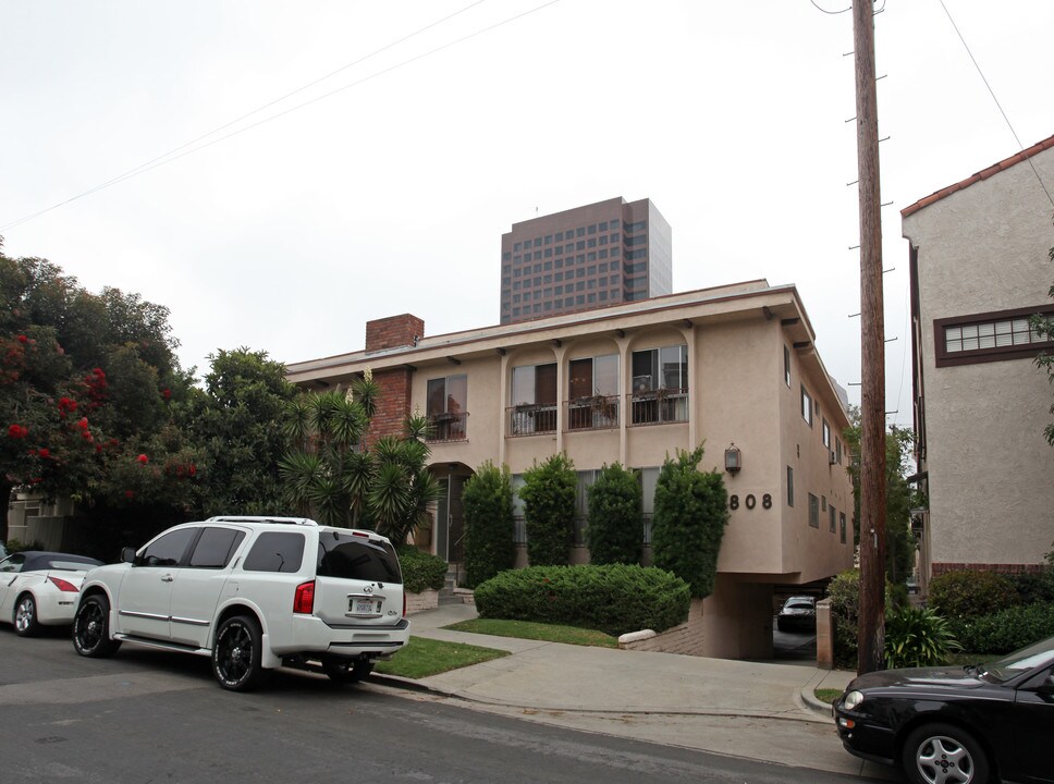 11808 Kiowa Ave in Los Angeles, CA - Building Photo