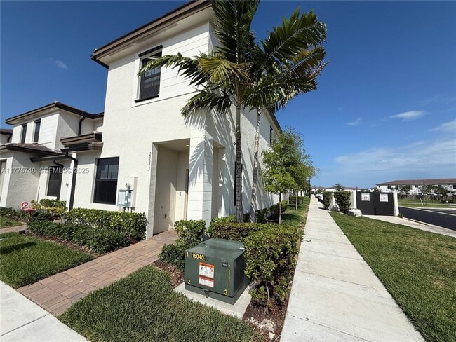 23373 SW 129th Path in Homestead, FL - Building Photo - Building Photo