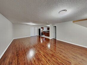 10007 Branley Oak Dr in Cordova, TN - Building Photo - Building Photo