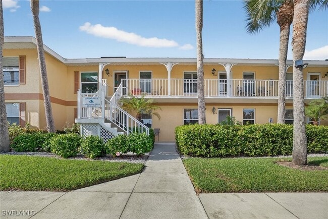 1165 Mainsail Dr in Naples, FL - Foto de edificio - Building Photo