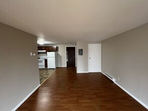 Williams Court Apartments in Niagara Falls, NY - Building Photo - Building Photo