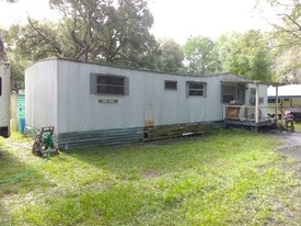 105 SE 411th St in Cross City, FL - Building Photo