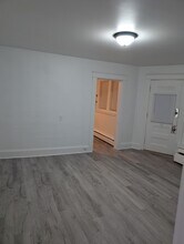 157 School St, Unit 157 school street in Laconia, NH - Building Photo - Building Photo