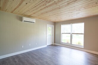 243 Ravenswood Dr in St. Augustine, FL - Foto de edificio - Building Photo