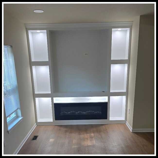 821 St Michaels Dr in Bowie, MD - Building Photo - Building Photo