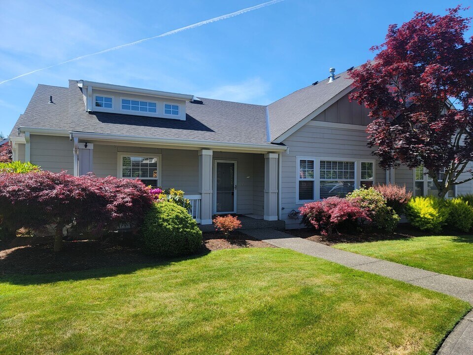 1429 Heath Street and Ct in Dupont, WA - Building Photo