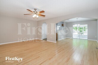 11880 Lake Bend Cir in Jacksonville, FL - Building Photo - Building Photo