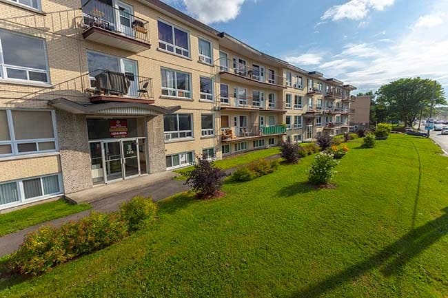 Le Fontainebleau Apartments